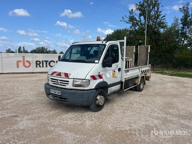 2002 Renault Mascott 150 DCI 4x2 Camion Plateau 4x2 Flatbed Truck - Pritsche Transporter: das Bild 2 2002 Renault Mascott 150 DCI 4x2 Camion Plateau 4x2 Flatbed Truck - Pritsche Transporter: das Bild 2
