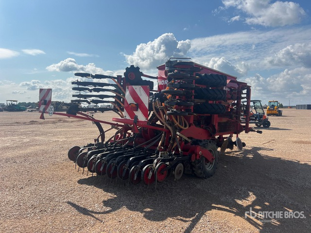 2007 Horsch Pronto 4 DC 4 m Semi-Mount Combination Semo ... Seed Drill - Säkombination: das Bild 4 2007 Horsch Pronto 4 DC 4 m Semi-Mount Combination Semo ... Seed Drill - Säkombination: das Bild 4