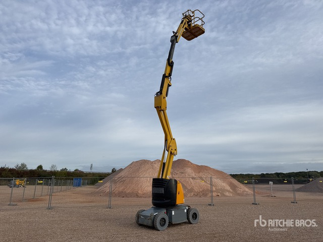 2008 Haulotte HA12IP 2WD Electric Nacelle Articulee ... Articulating Boom Lift - Gelenkarmbühne: das Bild 3 2008 Haulotte HA12IP 2WD Electric Nacelle Articulee ... Articulating Boom Lift - Gelenkarmbühne: das Bild 3