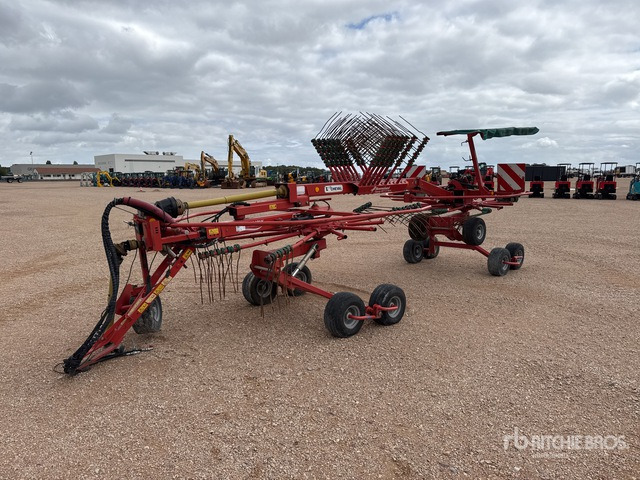2011 Kverneland 9071 S Vario 7.10 m 2 Rotor Andaineur Hay Rake - Heuwender/ Wenderechen: das Bild 2 2011 Kverneland 9071 S Vario 7.10 m 2 Rotor Andaineur Hay Rake - Heuwender/ Wenderechen: das Bild 2