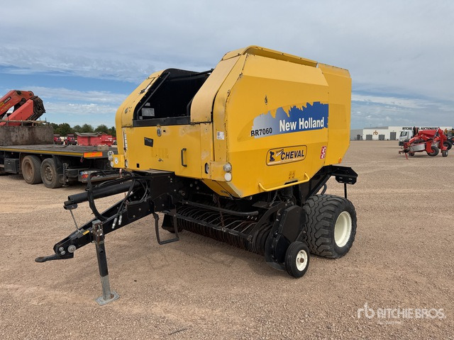 2011 New Holland BR7060 Presse A Balles Rondes Round Baler - Rundballenpresse: das Bild 1 2011 New Holland BR7060 Presse A Balles Rondes Round Baler - Rundballenpresse: das Bild 1