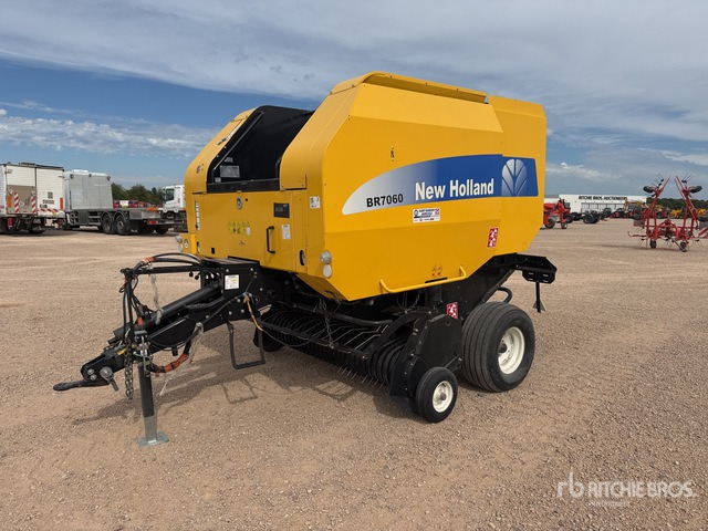 2013 New Holland BR7060 Presse A Balles Rondes Round Baler - Rundballenpresse: das Bild 1 2013 New Holland BR7060 Presse A Balles Rondes Round Baler - Rundballenpresse: das Bild 1