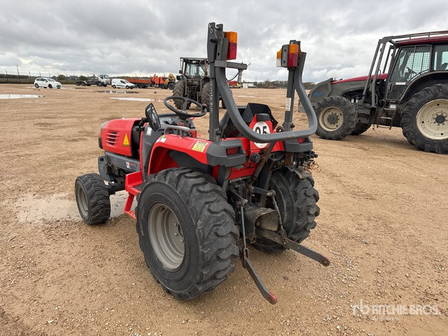 2015 Kubota STV36R 4WD Tracteur Utilitaire (Inoper ... Utility Tractor - Kleintraktor: das Bild 2 2015 Kubota STV36R 4WD Tracteur Utilitaire (Inoper ... Utility Tractor - Kleintraktor: das Bild 2