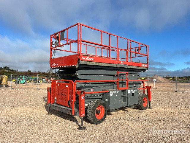 2018 Skyjack SJ9250 RT 4x4 Nacelle Ciseaux Scissor Lift - Scherenbühne: das Bild 2 2018 Skyjack SJ9250 RT 4x4 Nacelle Ciseaux Scissor Lift - Scherenbühne: das Bild 2