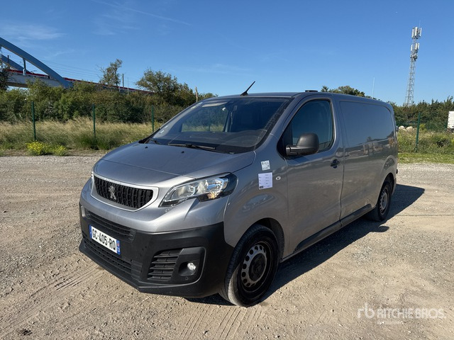 2021 Peugeot Expert Vehicule Utilitaire Cargo Van - Kastenwagen, Transporter mit Doppelkabine: das Bild 2 2021 Peugeot Expert Vehicule Utilitaire Cargo Van - Kastenwagen, Transporter mit Doppelkabine: das Bild 2