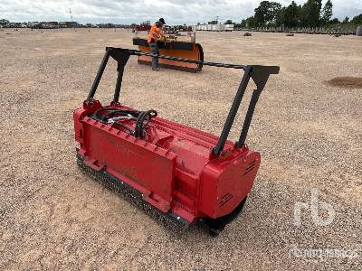 GIYI MULCHER Broyeur Forestier To Fit Skid - Holzschredder: das Bild 4 GIYI MULCHER Broyeur Forestier To Fit Skid - Holzschredder: das Bild 4
