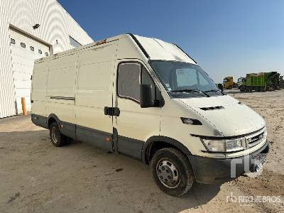 IVECO DAILY 35C12 Vehicule Utilitaire - Kastenwagen: das Bild 4 IVECO DAILY 35C12 Vehicule Utilitaire - Kastenwagen: das Bild 4