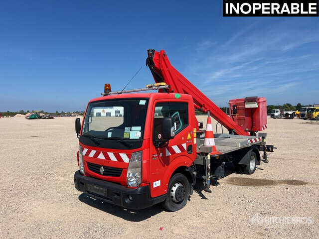 Renault Maxity DTI 130 Bucket Truck - LKW mit Arbeitsbühne: das Bild 1 Renault Maxity DTI 130 Bucket Truck - LKW mit Arbeitsbühne: das Bild 1