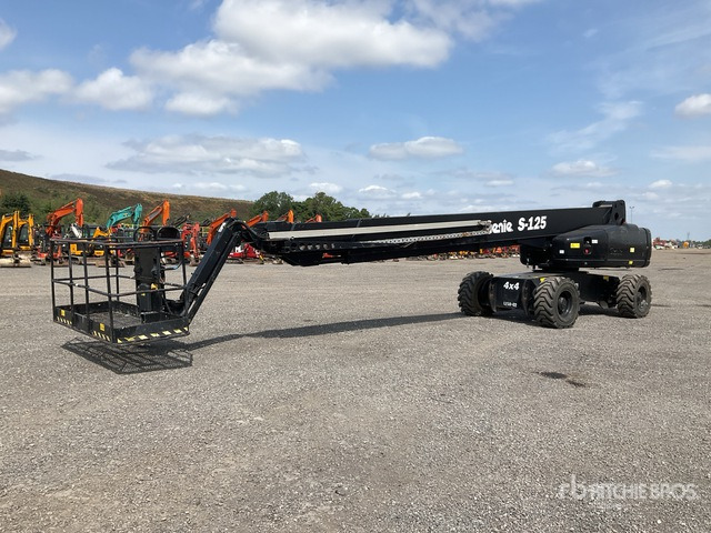 2009 Genie S125 4WD Diesel Articulating Boom Lift - Gelenkarmbühne: das Bild 4 2009 Genie S125 4WD Diesel Articulating Boom Lift - Gelenkarmbühne: das Bild 4