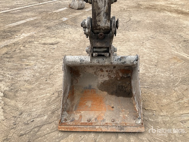 2016 Takeuchi TB230 Mini Excavator: <6.6t - Minibagger: das Bild 5 2016 Takeuchi TB230 Mini Excavator: <6.6t - Minibagger: das Bild 5