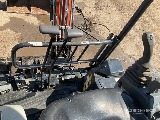 2017 Hitachi ZX19U-5AYR Remote Control Unit Mini Excavator: <6.6t - Minibagger: das Bild 4 2017 Hitachi ZX19U-5AYR Remote Control Unit Mini Excavator: <6.6t - Minibagger: das Bild 4