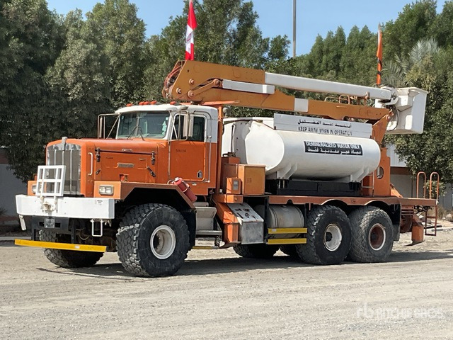 1995 Kenworth C500B 6x6 w/ Water Tank Bucket Truck - LKW mit Arbeitsbühne: das Bild 1 1995 Kenworth C500B 6x6 w/ Water Tank Bucket Truck - LKW mit Arbeitsbühne: das Bild 1