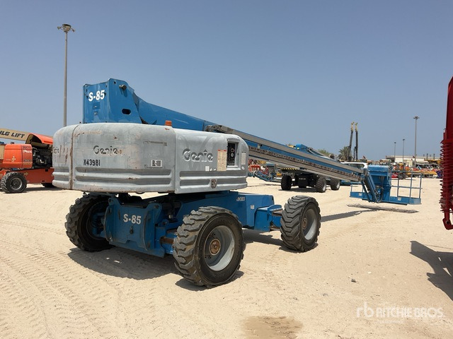 2006 Genie S85 4WD Diesel Telescopic Boom Lift - Teleskopbühne: das Bild 4 2006 Genie S85 4WD Diesel Telescopic Boom Lift - Teleskopbühne: das Bild 4