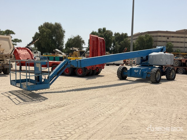2006 Genie S85 4WD Diesel Telescopic Boom Lift - Teleskopbühne: das Bild 1 2006 Genie S85 4WD Diesel Telescopic Boom Lift - Teleskopbühne: das Bild 1