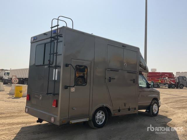 2008 Ford F-350 4x2 Horse Transporting Truck :Misc. Truck - Pferdetransporter: das Bild 4 2008 Ford F-350 4x2 Horse Transporting Truck :Misc. Truck - Pferdetransporter: das Bild 4