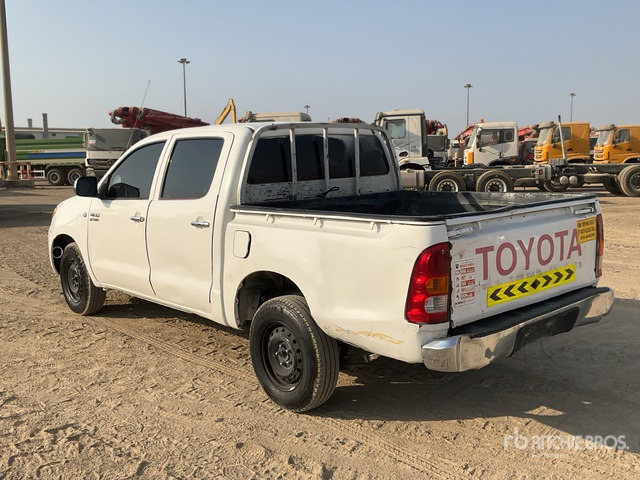 2008 Toyota Hilux 4x2 Crew Cab Pickup - Pick-up: das Bild 4 2008 Toyota Hilux 4x2 Crew Cab Pickup - Pick-up: das Bild 4