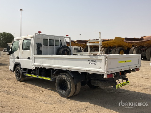 2014 Mitsubishi 4x2 Crew Cab Flatbed Truck - Pritsche LKW: das Bild 3 2014 Mitsubishi 4x2 Crew Cab Flatbed Truck - Pritsche LKW: das Bild 3
