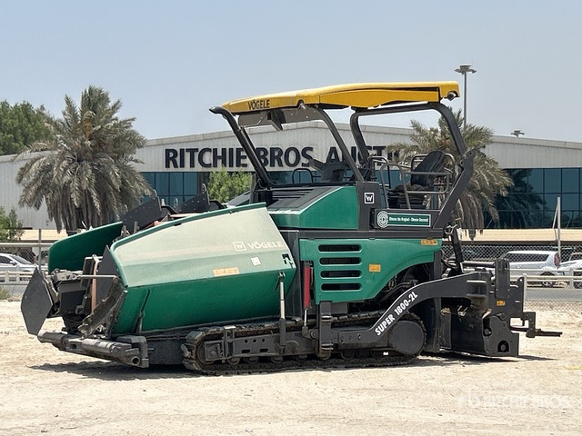 2015 Vogele SUPER 1800-2L Track Asphalt Paver - Schlegelmäher/ Mulcher: das Bild 1 2015 Vogele SUPER 1800-2L Track Asphalt Paver - Schlegelmäher/ Mulcher: das Bild 1