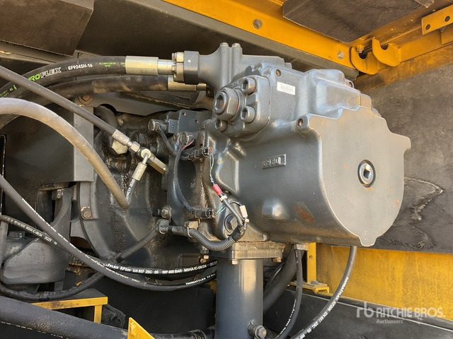 Kettenbagger 2017 Komatsu PC400LC-8R Tracked Excavator: das Bild 6