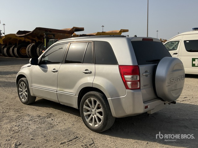 2018 Suzuki Grand Vitara 4x4 SUV - SUV/ Geländewagen: das Bild 4 2018 Suzuki Grand Vitara 4x4 SUV - SUV/ Geländewagen: das Bild 4