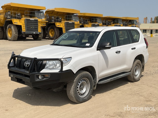 2018 Toyota Prado 150L 4x4 SUV - SUV/ Geländewagen: das Bild 2 2018 Toyota Prado 150L 4x4 SUV - SUV/ Geländewagen: das Bild 2