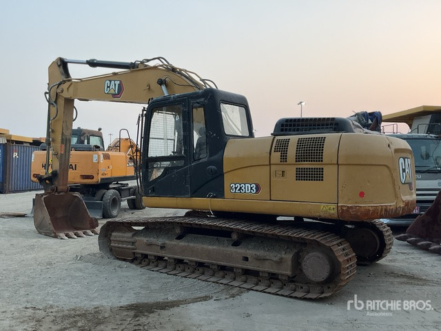 2022 Cat 323D3 - Kettenbagger: das Bild 5 2022 Cat 323D3 - Kettenbagger: das Bild 5