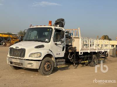 FREIGHTLINER Hiab 070A 4 ton Knuckle Boom on 4x2 - Pritsche LKW, Autokran: das Bild 1 FREIGHTLINER Hiab 070A 4 ton Knuckle Boom on 4x2 - Pritsche LKW, Autokran: das Bild 1