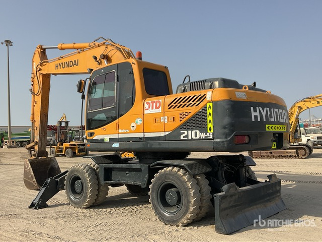 Hyundai Robex 210W-9S - Mobilbagger: das Bild 4 Hyundai Robex 210W-9S - Mobilbagger: das Bild 4
