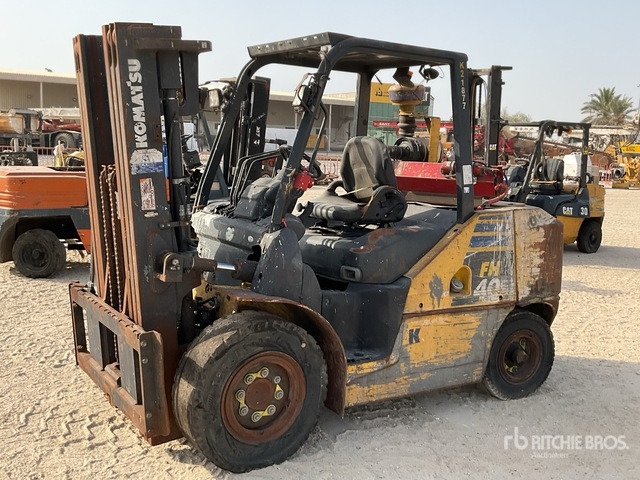 Komatsu FH40-1 - Dieselstapler: das Bild 2 Komatsu FH40-1 - Dieselstapler: das Bild 2