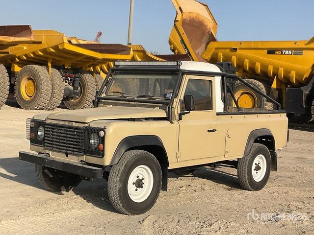 Land Rover Defender 110 - Pick-up: das Bild 1 Land Rover Defender 110 - Pick-up: das Bild 1