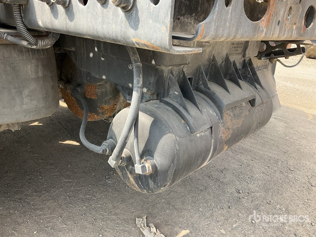 2014 Mercedes-Benz Actros 1843LS 4x2 S/A Sleeper Truck Tractor - Sattelzugmaschine: das Bild 4 2014 Mercedes-Benz Actros 1843LS 4x2 S/A Sleeper Truck Tractor - Sattelzugmaschine: das Bild 4