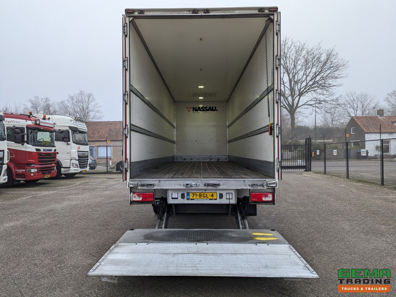 DAF CF 370 FA 4x2 Spacecab Euro6 - GeslotenBak 8.2M + Laadklep 2000kg - HardHouten vloer - 10/2025APK - Koffer LKW: das Bild 3 DAF CF 370 FA 4x2 Spacecab Euro6 - GeslotenBak 8.2M + Laadklep 2000kg - HardHouten vloer - 10/2025APK - Koffer LKW: das Bild 3
