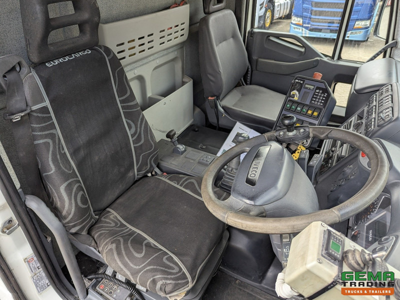 Kehrmaschine Iveco 140E21 4x2 Dagcab Euro3 - Schmidt SK500R - Hydrostaat: das Bild 13
