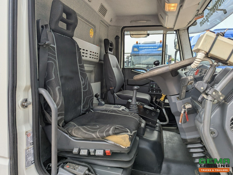 Kehrmaschine Iveco 140E21 4x2 Dagcab Euro3 - Schmidt SK500R - Hydrostaat: das Bild 14