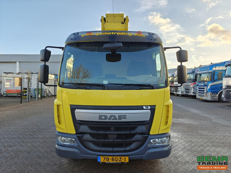 LKW DAF LF 180 FA 4x2 Dagcab Euro6A - T225 Ruthman - Hoogwerker- 101.534km - 04/2026 APK: das Bild 7 LKW DAF LF 180 FA 4x2 Dagcab Euro6A - T225 Ruthman - Hoogwerker- 101.534km - 04/2026 APK: das Bild 7