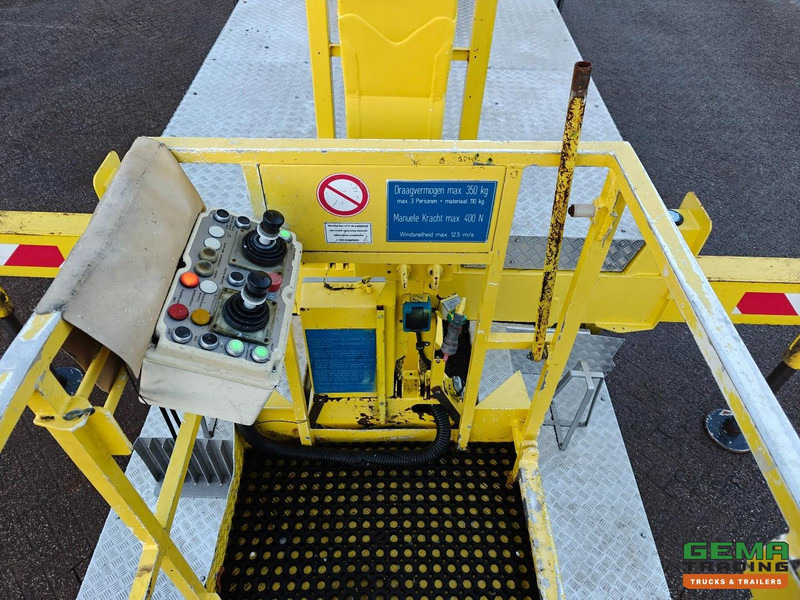 LKW DAF LF 180 FA 4x2 Dagcab Euro6A - T225 Ruthman - Hoogwerker- 101.534km - 04/2026 APK: das Bild 18 LKW DAF LF 180 FA 4x2 Dagcab Euro6A - T225 Ruthman - Hoogwerker- 101.534km - 04/2026 APK: das Bild 18