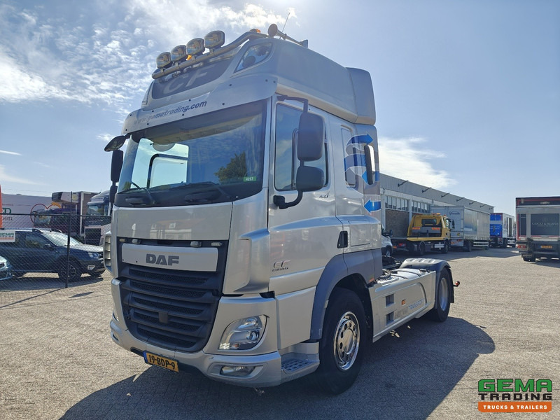 DAF CF 460 FT 4x2 SpaceCab Euro6A - WF/Kiep Hydrauliek - Schuifschotel - Magnetron - 02/2026 APK - Sattelzugmaschine: das Bild 1 DAF CF 460 FT 4x2 SpaceCab Euro6A - WF/Kiep Hydrauliek - Schuifschotel - Magnetron - 02/2026 APK - Sattelzugmaschine: das Bild 1