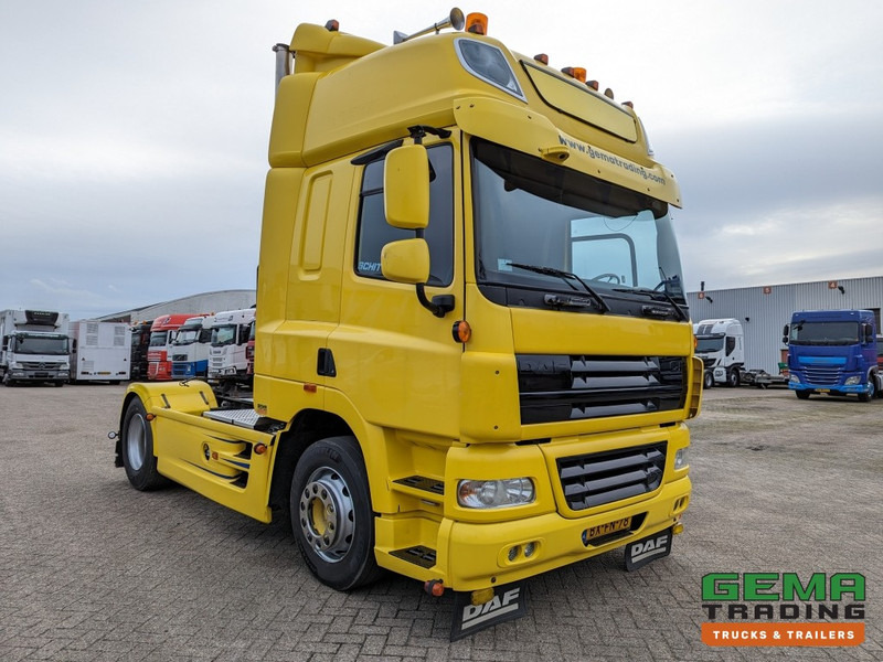 DAF FT CF85.360 4x2 Sleepcab Euro5 PTO Prep - 3-Spaaks stuur - Side Skirts - NATO (T1327) - Sattelzugmaschine: das Bild 2 DAF FT CF85.360 4x2 Sleepcab Euro5 PTO Prep - 3-Spaaks stuur - Side Skirts - NATO (T1327) - Sattelzugmaschine: das Bild 2