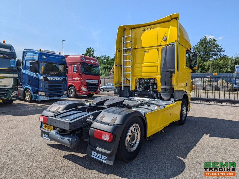 DAF XF 450 FT 4x2 SuperSpaceCab Euro6C - Retarder - Standairco - Dubbele Tanks - SMARTtachoV2 - Sattelzugmaschine: das Bild 3 DAF XF 450 FT 4x2 SuperSpaceCab Euro6C - Retarder - Standairco - Dubbele Tanks - SMARTtachoV2 - Sattelzugmaschine: das Bild 3