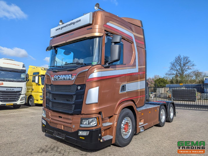 Scania S730 6x4 Topline Euro6 - V8 - Retarder - Costum Interior - Vollucht - Alcoa's - Sattelzugmaschine: das Bild 1 Scania S730 6x4 Topline Euro6 - V8 - Retarder - Costum Interior - Vollucht - Alcoa's - Sattelzugmaschine: das Bild 1