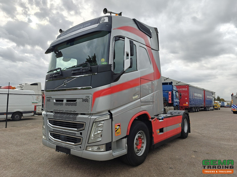 Volvo FH460 4x2 Globetrotter Euro6 - KiepHydrauliek - Dubbele Tanks - SMARTTacho V2 - 03/2026 APK - Sattelzugmaschine: das Bild 1 Volvo FH460 4x2 Globetrotter Euro6 - KiepHydrauliek - Dubbele Tanks - SMARTTacho V2 - 03/2026 APK - Sattelzugmaschine: das Bild 1