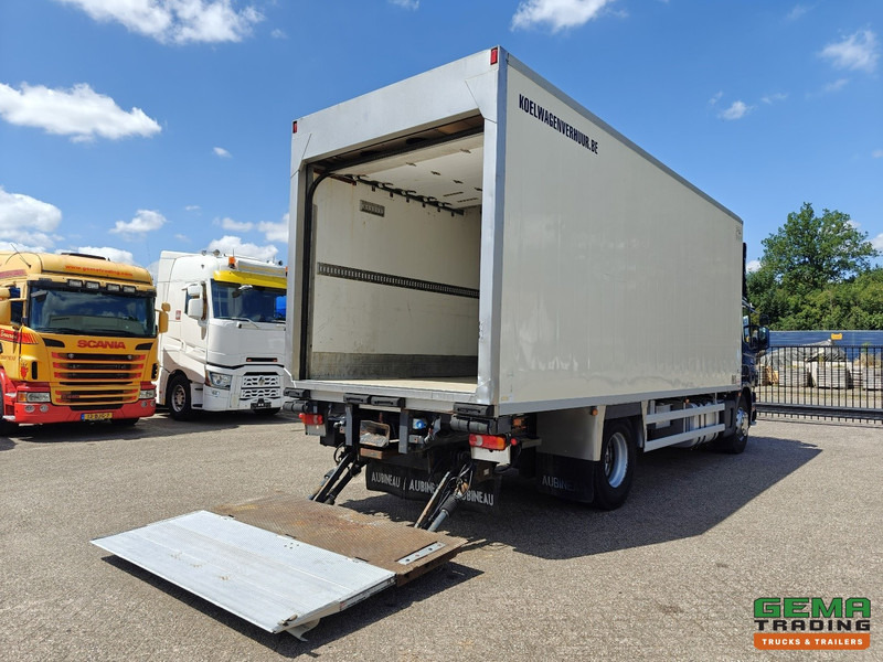 Scania P94D-260 4x2 Dagcab Euro2 - Handgeschakeld - Koel-Vriesbak 7.5m - Carrier Genesis R90 - Vangmuil - Kühlkoffer LKW: das Bild 2 Scania P94D-260 4x2 Dagcab Euro2 - Handgeschakeld - Koel-Vriesbak 7.5m - Carrier Genesis R90 - Vangmuil - Kühlkoffer LKW: das Bild 2