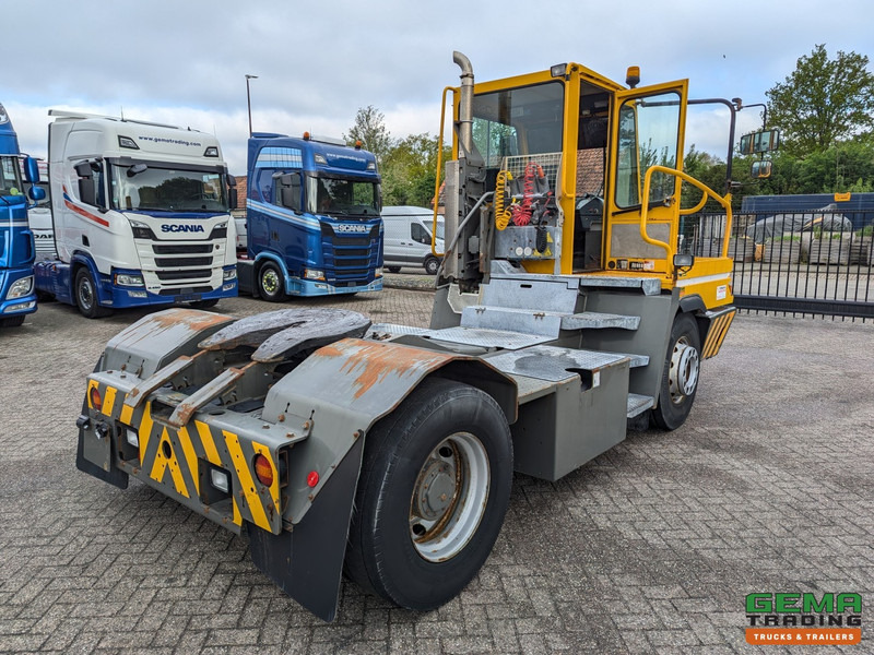 Terberg YT222 Allison - Schotel 30T - Landbouw kenteken - Terminaltraktor: das Bild 3 Terberg YT222 Allison - Schotel 30T - Landbouw kenteken - Terminaltraktor: das Bild 3