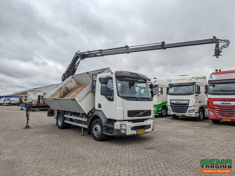 Volvo FL240 4x2 Dagcab Euro5 - 2 Zijdige Kipper + Kraan Hiab 088ES-3 HIDUO - RadioGrafisch - 39.900KM! - 11/2025APK - Kipper, Autokran: das Bild 2 Volvo FL240 4x2 Dagcab Euro5 - 2 Zijdige Kipper + Kraan Hiab 088ES-3 HIDUO - RadioGrafisch - 39.900KM! - 11/2025APK - Kipper, Autokran: das Bild 2