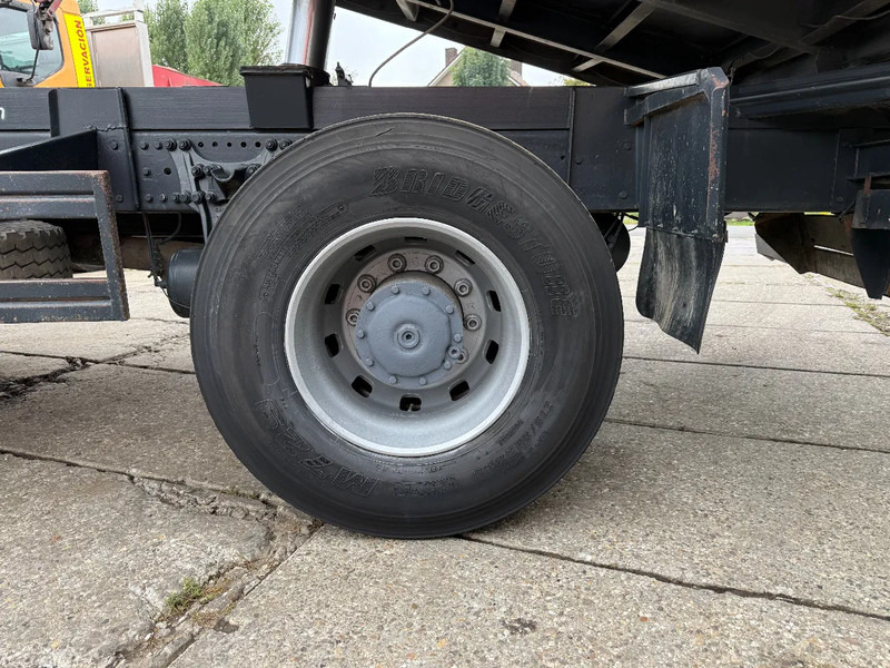 Mercedes-Benz Actros 1831 V6 4X2 Tipper + crane EPS Manual Gearbox 3 peddal - Kipper, Autokran: das Bild 5 Mercedes-Benz Actros 1831 V6 4X2 Tipper + crane EPS Manual Gearbox 3 peddal - Kipper, Autokran: das Bild 5