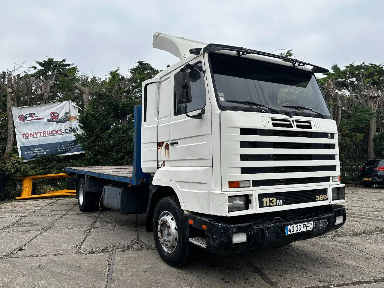 Scania P113-360 4X2 Platform Manual Gear Retarder Scania P113-360 4X2 Platform Manual Gear Retarder - Pritsche LKW: das Bild 1 Scania P113-360 4X2 Platform Manual Gear Retarder Scania P113-360 4X2 Platform Manual Gear Retarder - Pritsche LKW: das Bild 1