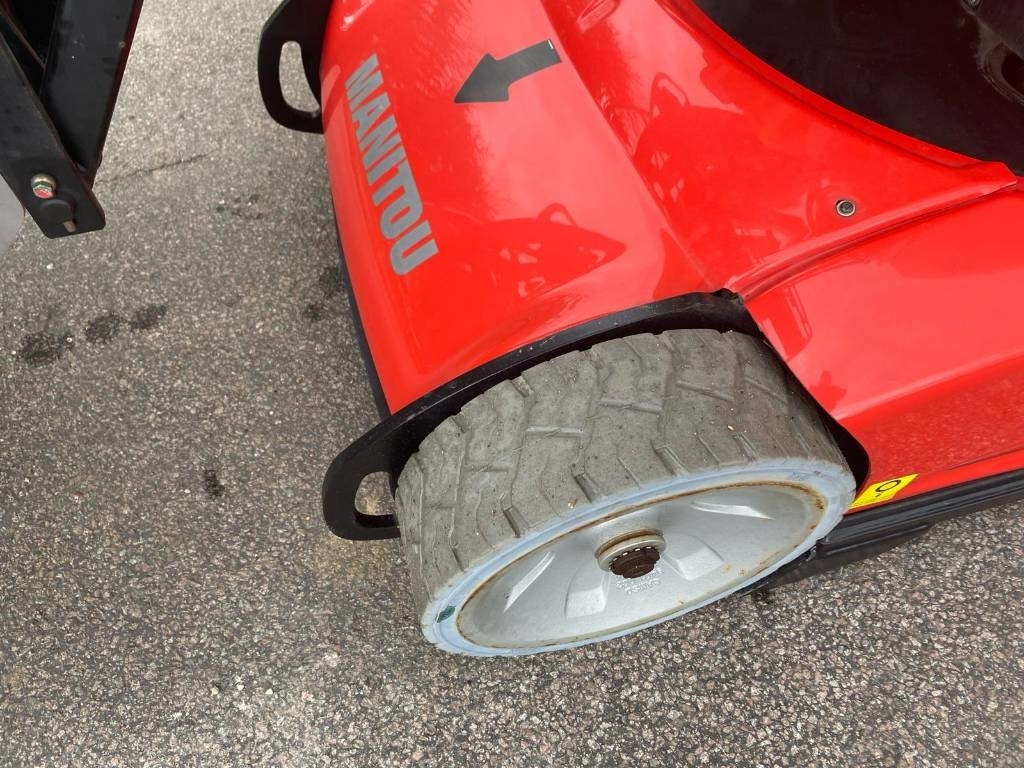 Teleskopmastbühne Manitou 100 VJR: das Bild 10