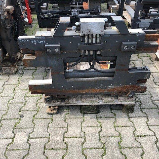 Meyer Fork positioner with side shift - Anbauteil: das Bild 2 Meyer Fork positioner with side shift - Anbauteil: das Bild 2