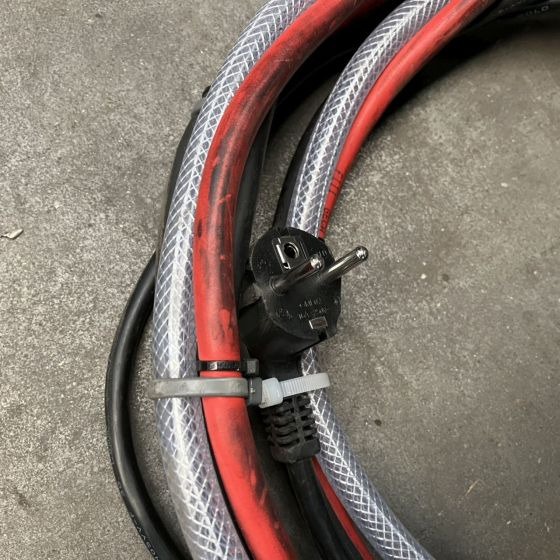 Hawker 24V/72A Lifetech TC1LT - Elektrische Ausrüstung für Flurförderzeug: das Bild 4 Hawker 24V/72A Lifetech TC1LT - Elektrische Ausrüstung für Flurförderzeug: das Bild 4