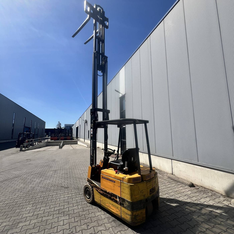 Elektrostapler Jungheinrich EFG-DH15: das Bild 20
